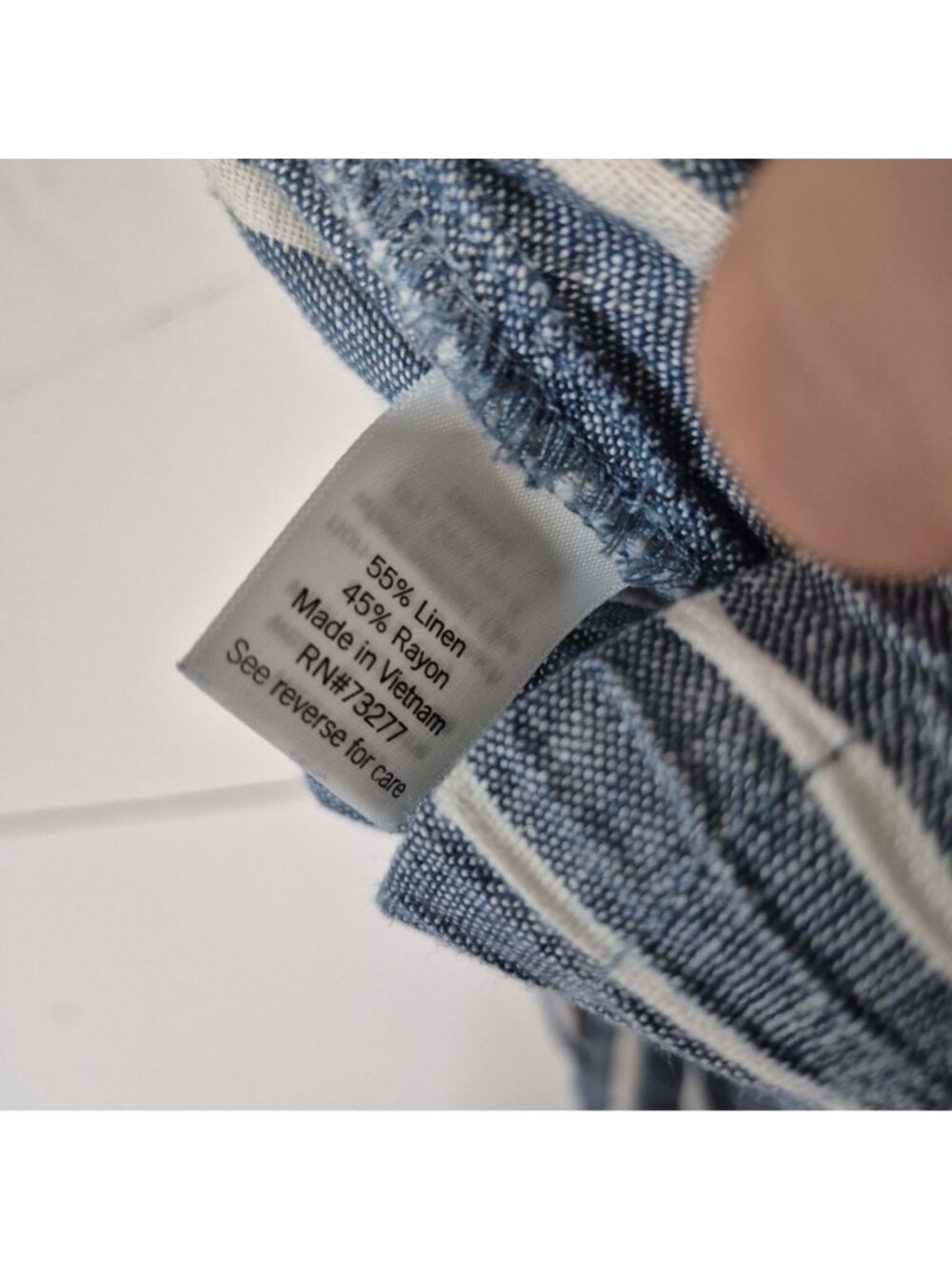 Sonoma Women's Striped Blue & White Shorts With Pockets Size M - Picture 7 of 7